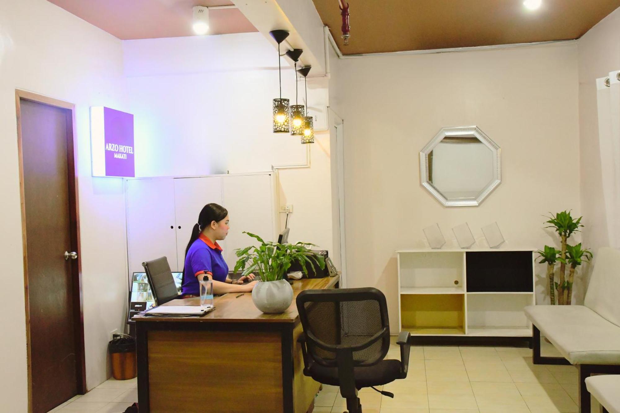 Arzo Hotel Makati Makati City Екстер'єр фото